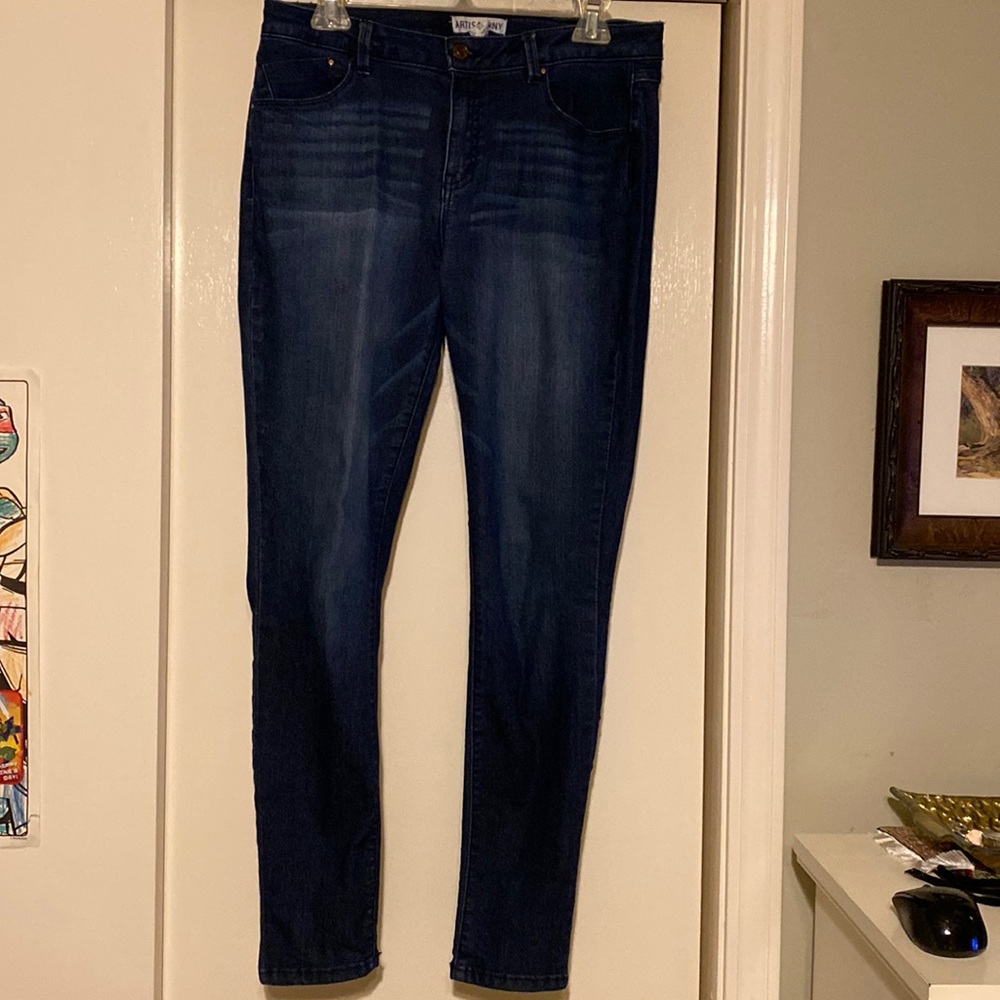 Skinny jeans by artisan NY